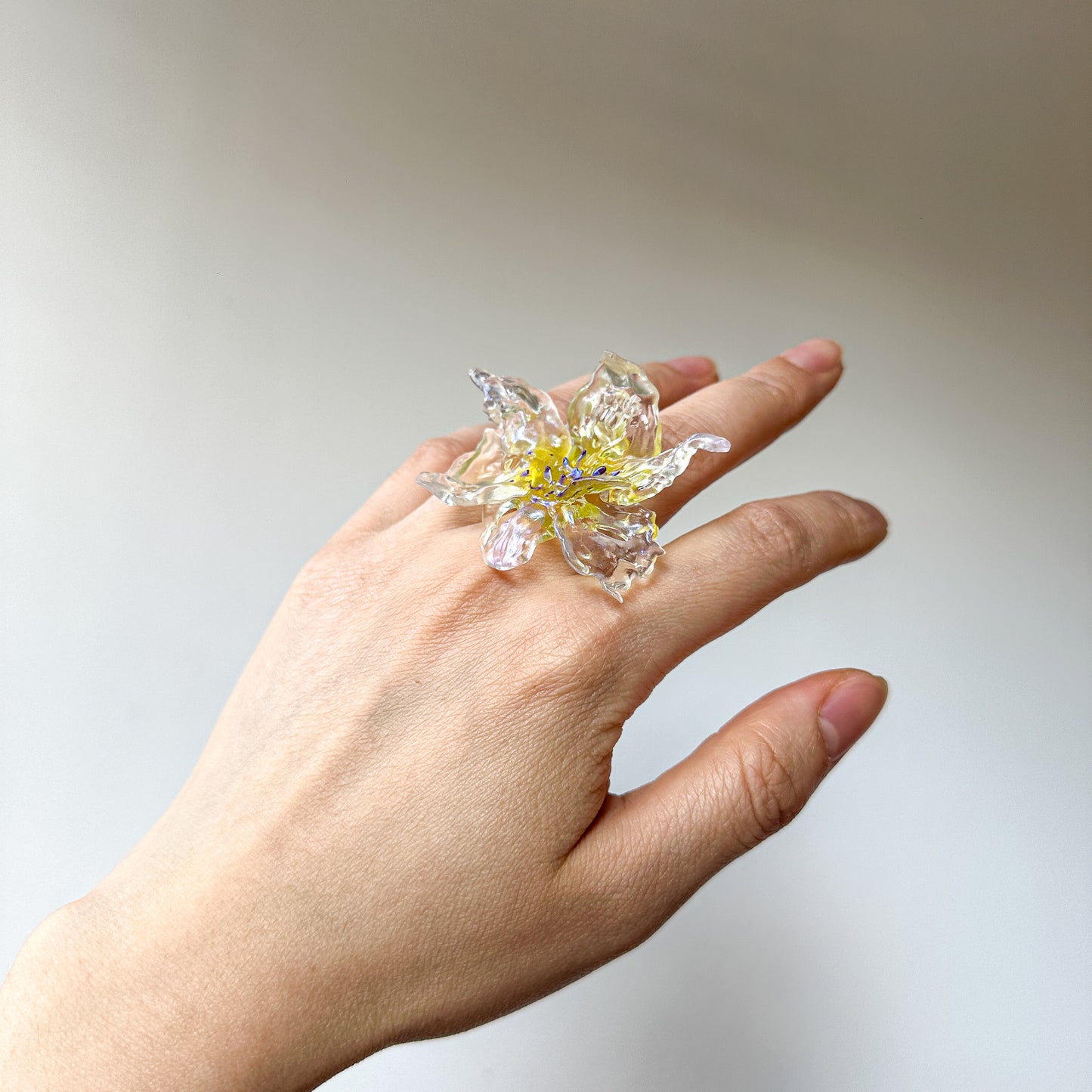 Daffodil Flower Ring Nº1 - Green Yellow Point