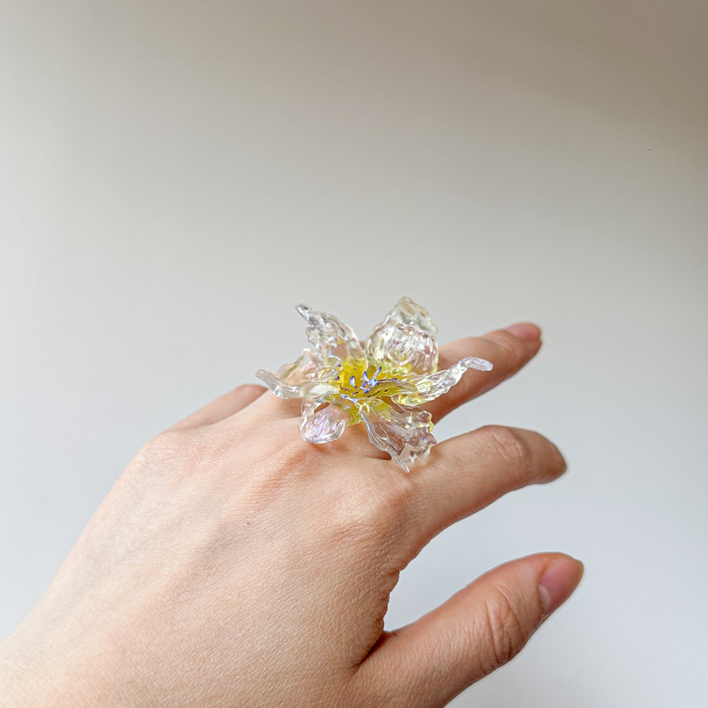 Daffodil Flower Ring Nº1 - Green Yellow Point