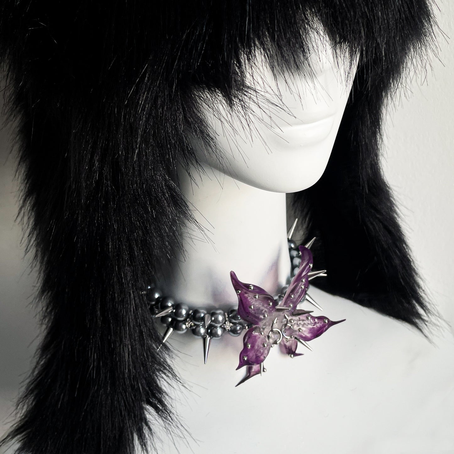 Spiked Dark Angel Orchid Pearl Choker