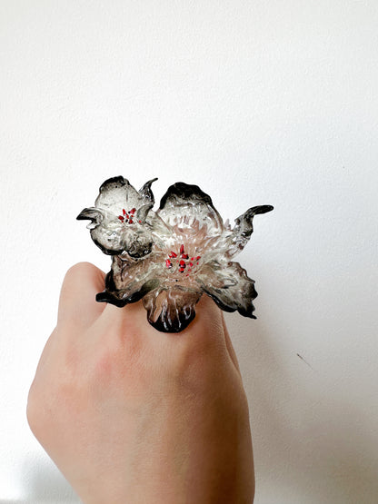 Daffodil Duo Flower Ring - Black Edge