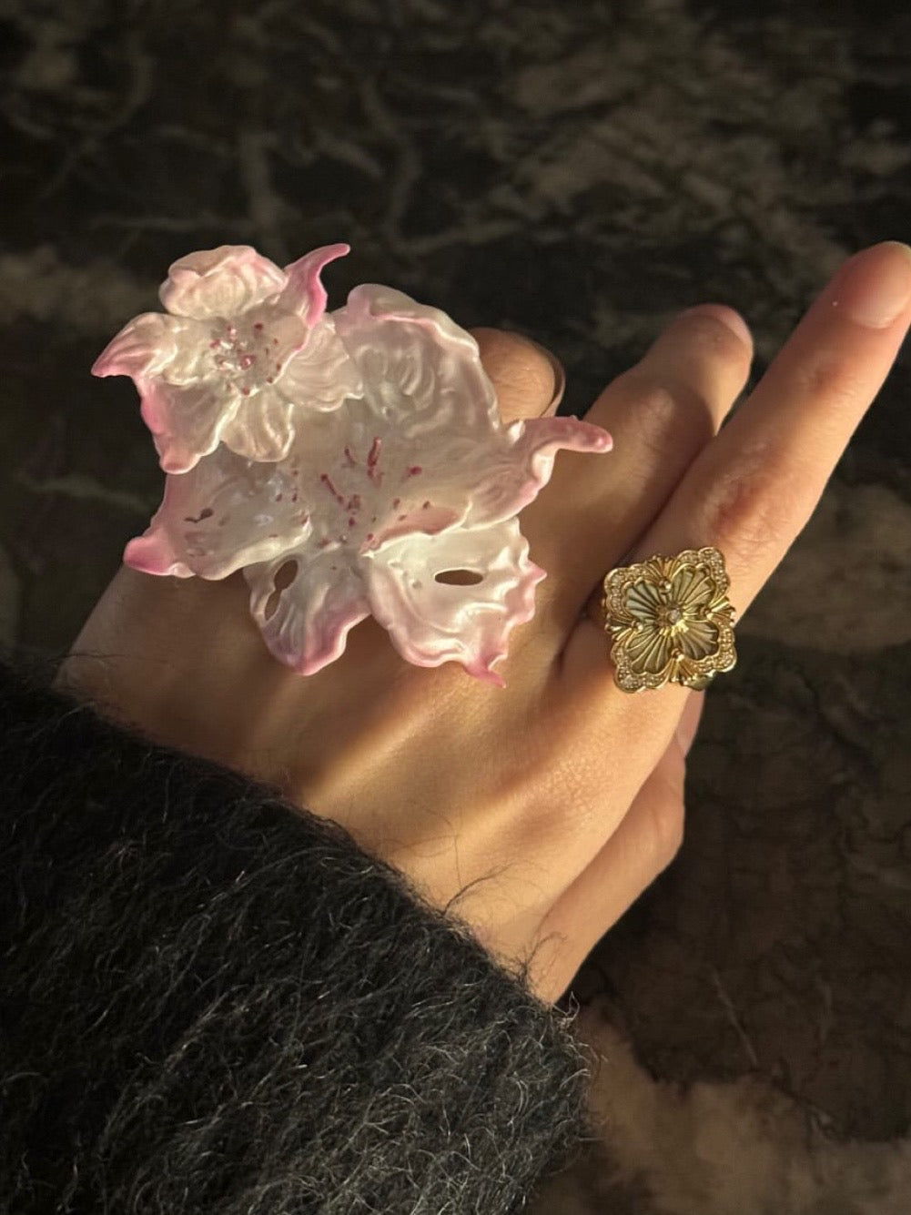 Daffodil Duo Flower Ring - Sakura