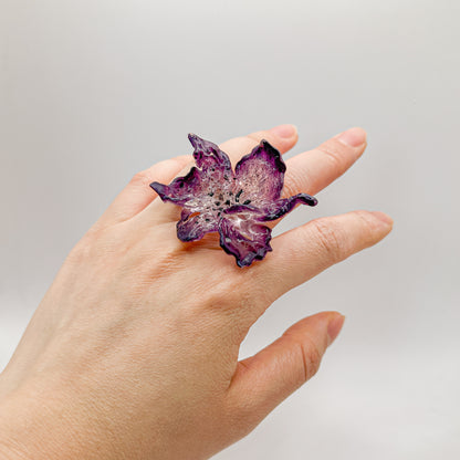 Daffodil Flower Ring Nº1 - Dark Angel