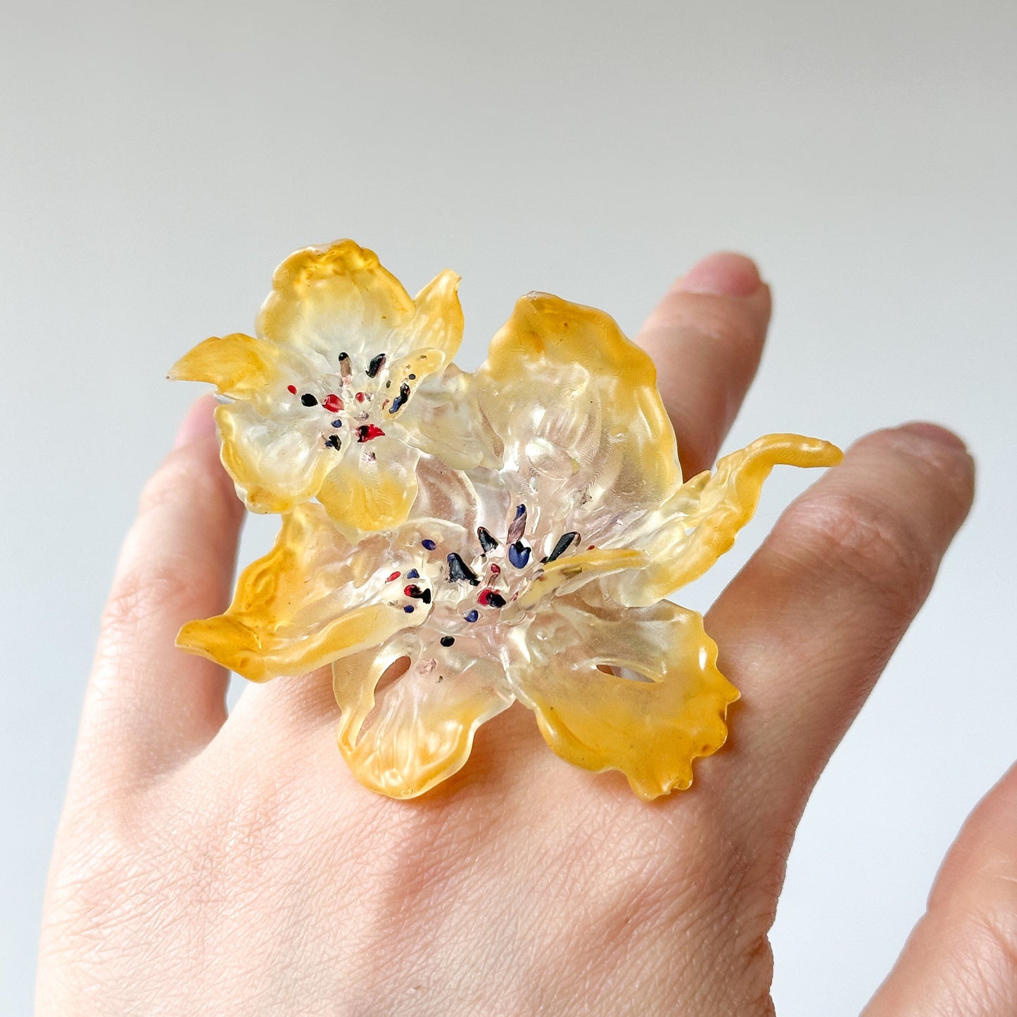 Daffodil Duo Flower Ring - Yellow Edge
