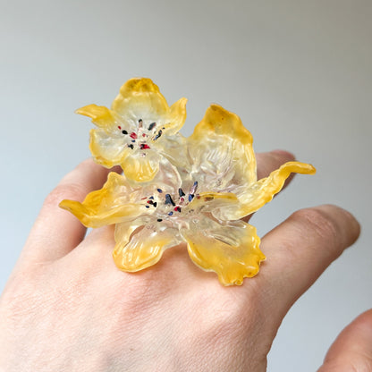 Daffodil Duo Flower Ring - Yellow Edge