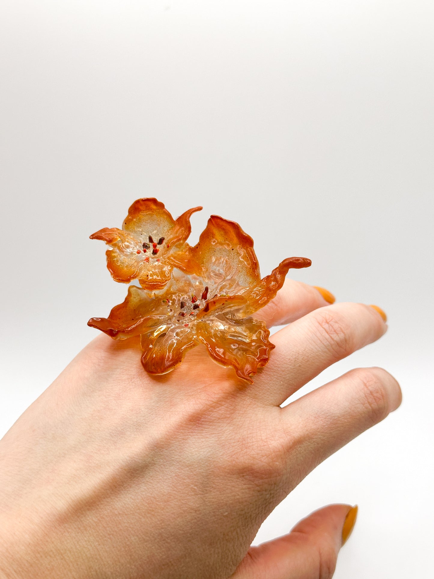 Daffodil Duo Flower Ring - Burnt Orange Edge