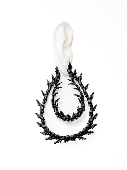 Ocean Coral Spine Earrings - Black